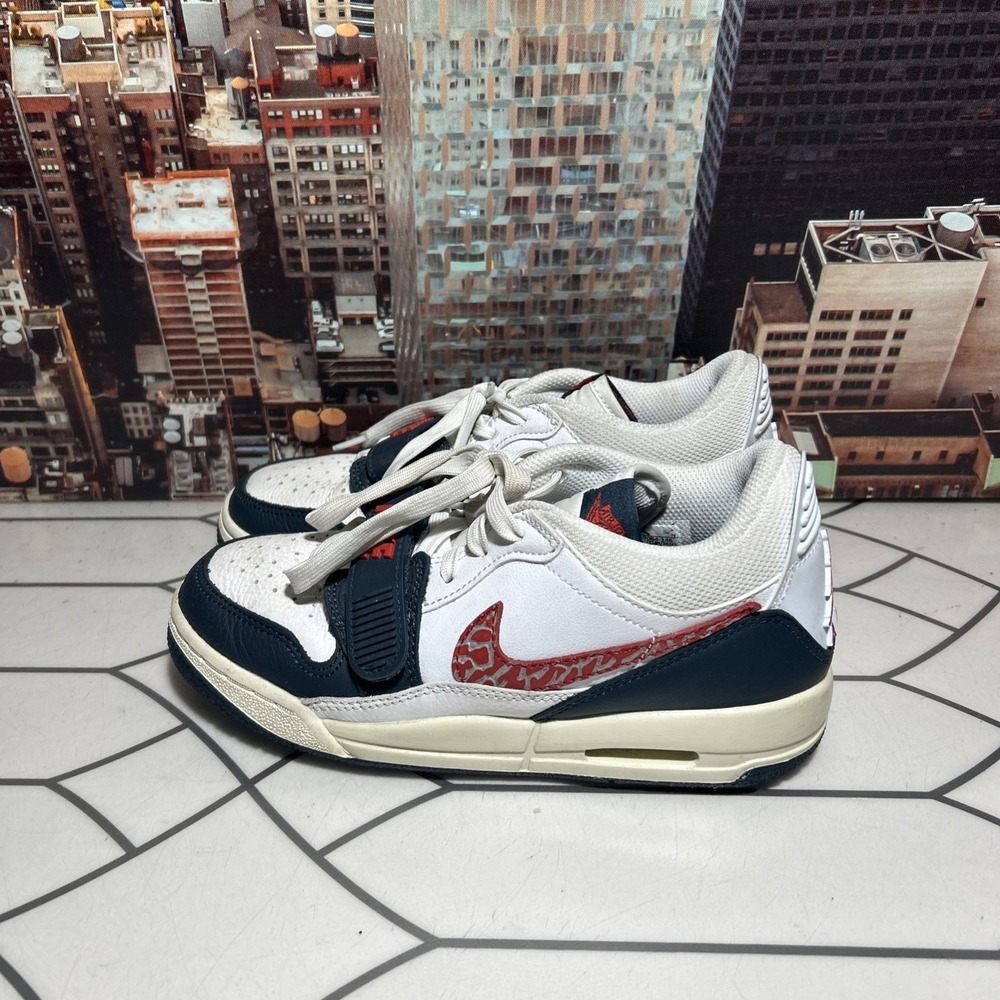 Air Jordan Legacy 312 Low GS Size 4Y White Navy Sneakers